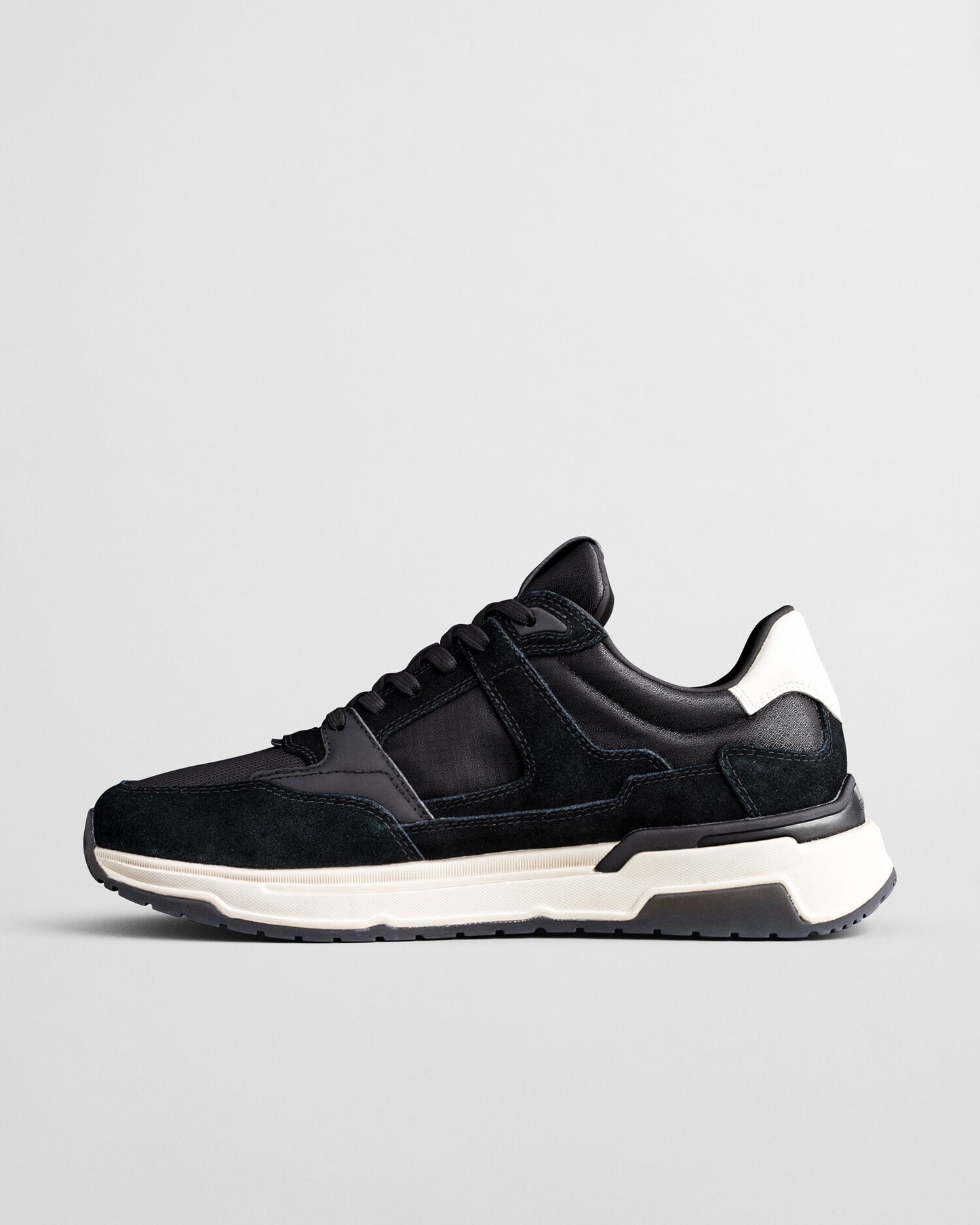 Jeuton Sneakers